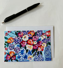 Load image into Gallery viewer, Set of 8 assorted floral notecards and envelopes
