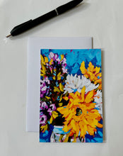 Load image into Gallery viewer, Set of 10 assorted floral notecards and envelopes