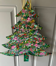 Load image into Gallery viewer, &quot;Christmas tree 3&quot; hand painted door hanger