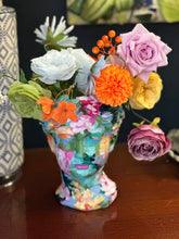 Load image into Gallery viewer, Cement Head Planter -1