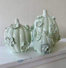 Load image into Gallery viewer, Calming green- Ceramic pumpkin - click to see size options